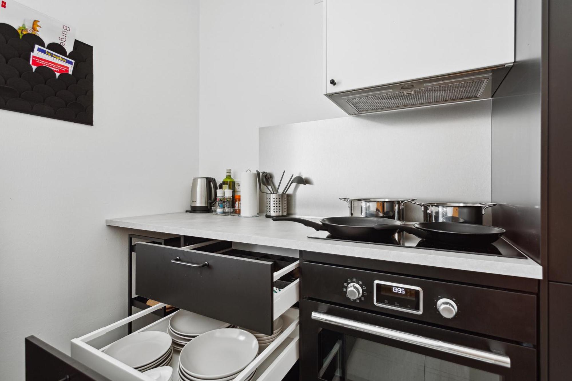 Gross, Modern, Vollausgestattet, Gemuetlich Mit Kueche Und Parkplatz Fuer Urlaub Oder Business Apartment Kettig Екстериор снимка